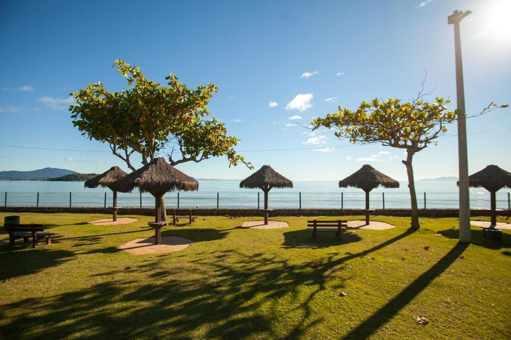 Tropical Residencia